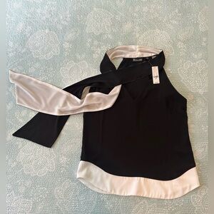 🌸NEW New York & Co - 7th Avenue Design Studio  Black & Cream Sleeveless Blouse